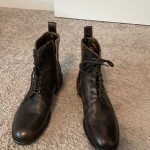 New tie up boot by Johnston and Murphy